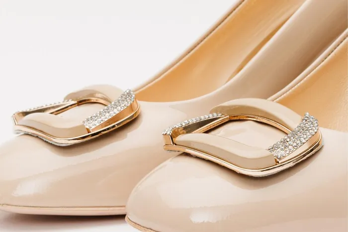 Women The Ferrara Cream Patent Leather Block Heel Pump Shoe Vinci Leather Best Sellers