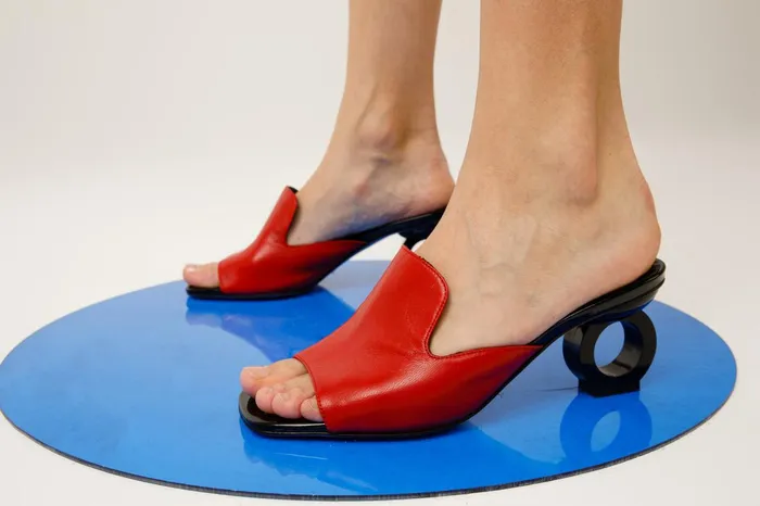 Women The Tory Red Leather Sandal Vinci Leather Sandals