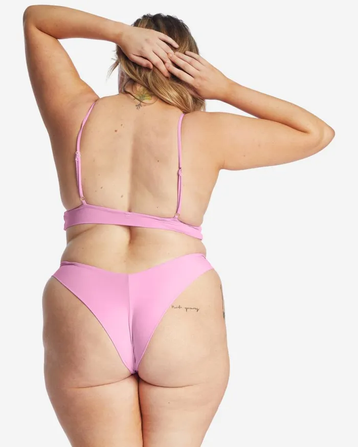 Womens Sol Searcher VNeck Cami Bikini Top Paradise Pink Billabong Bikini Tops Womens Sol Searcher VNeck Cami Bikini Top Paradise Pink Billabong Bikini Tops
