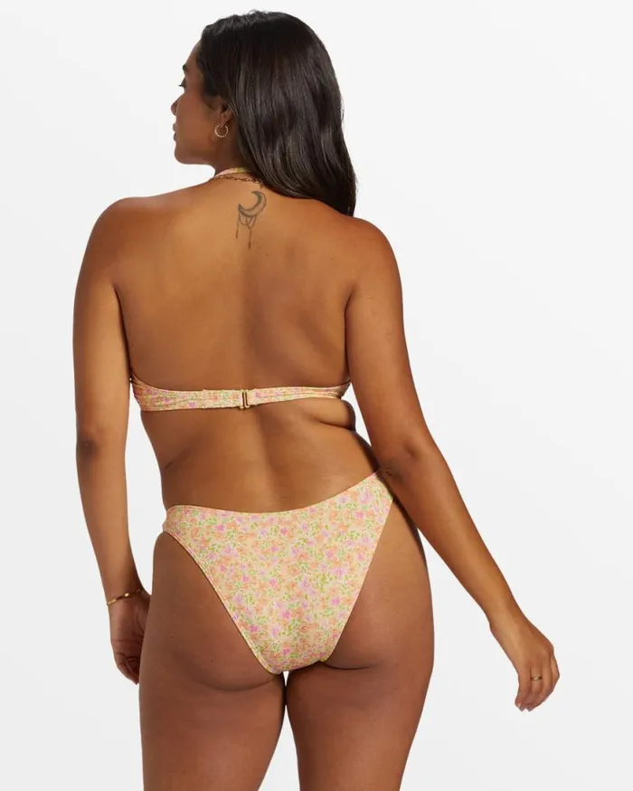 Womens Summer Breeze Kayden Underwire Bikini Top Peach Whip Billabong Bikinis